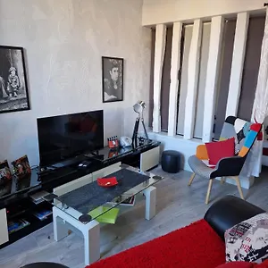 Rue St Antoine Appartement